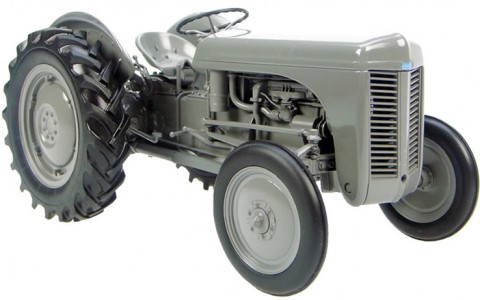Ferguson Tractor - Fergie